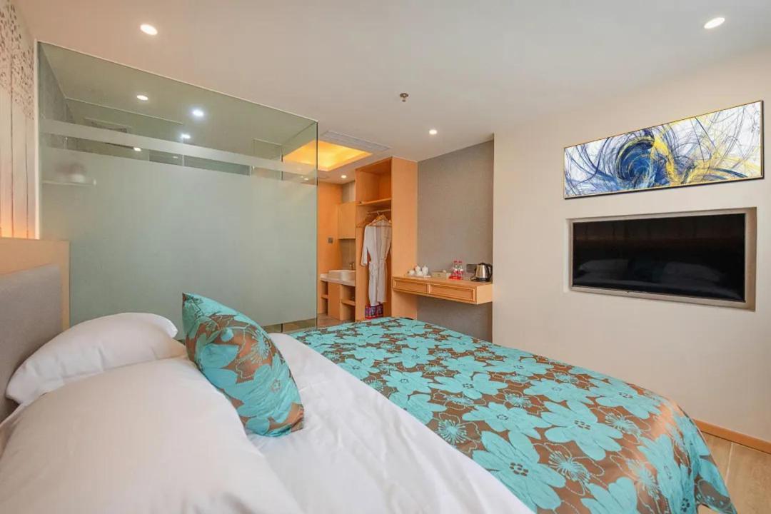 Hongxiang Hotel Guangzhou Room photo