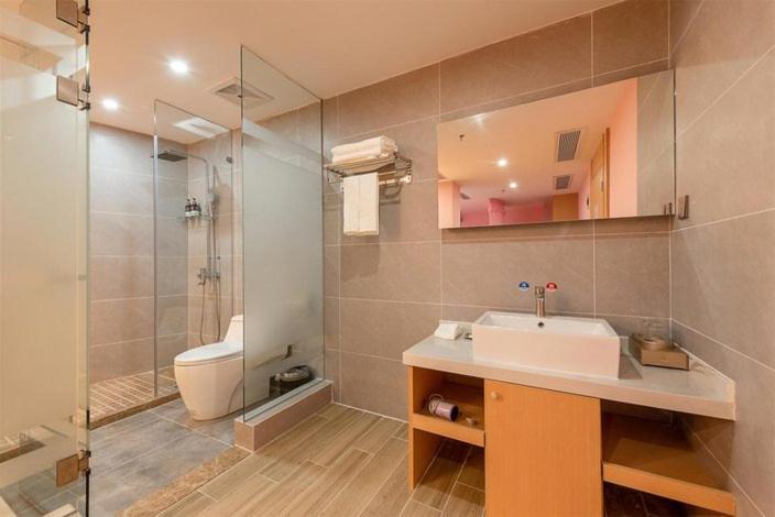 Hongxiang Hotel Guangzhou Exterior photo